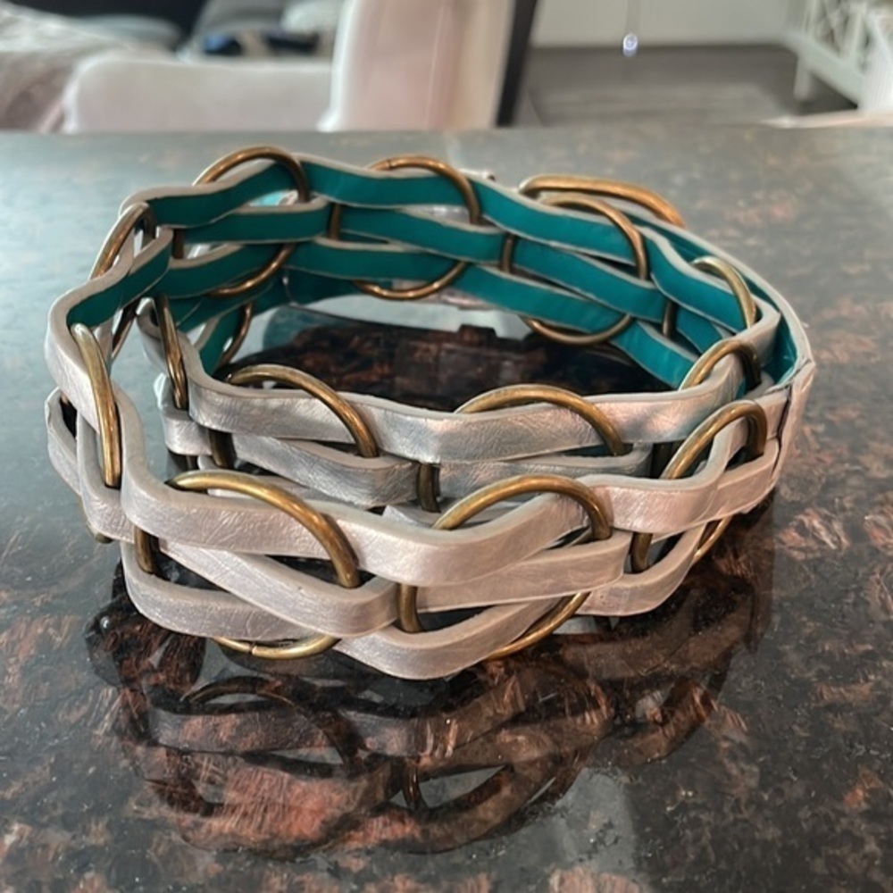 Leather and brass ribbon belt - Picture 2 of 5